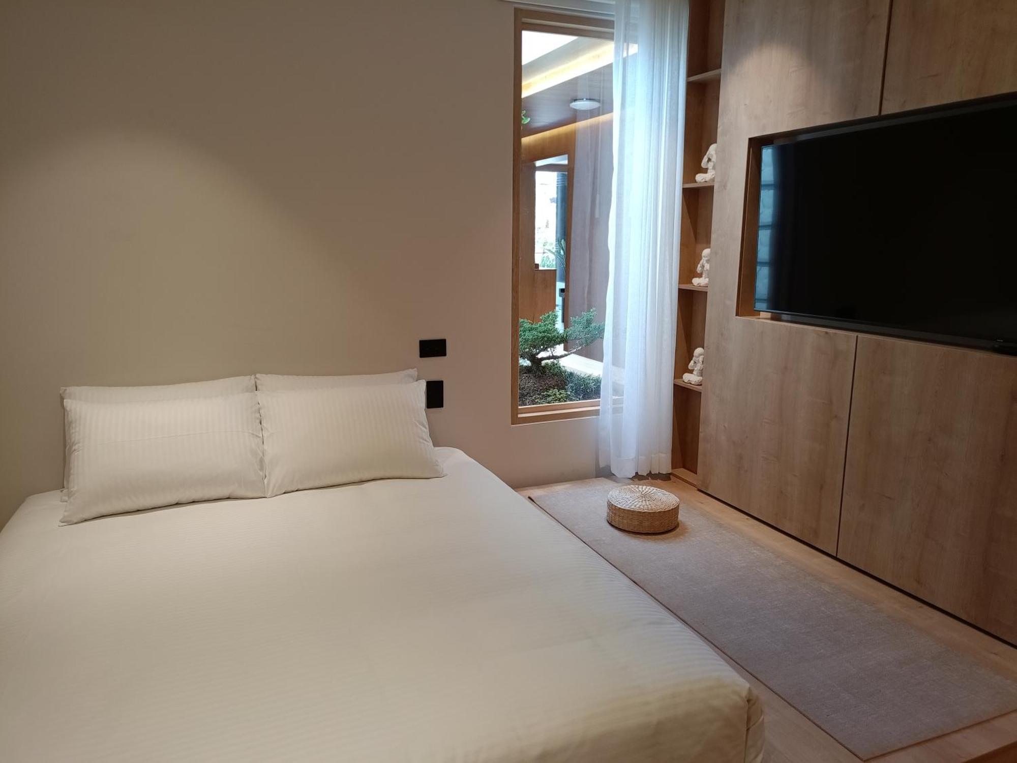 Casa Tokyo Manila By Xcay Home Μεντεγίν Εξωτερικό φωτογραφία
